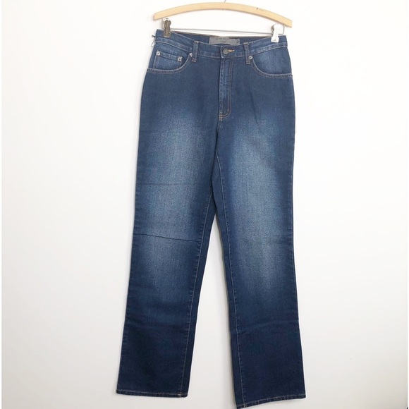 Giordano size 29 dark wash high rise boot cut jeans - Picture 13 of 13